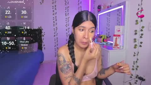 Snapshot of nikibryce_ chatting on June 2, 2026, 12:56 am Niki online show from June 2, 2026, 12:56 am