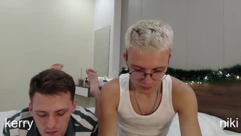 Snapshot of nikikerry_cum_ chatting on December 16, 2025, 2:44 pm nikikerry_cum_ online show from December 16, 2025, 2:44 pm