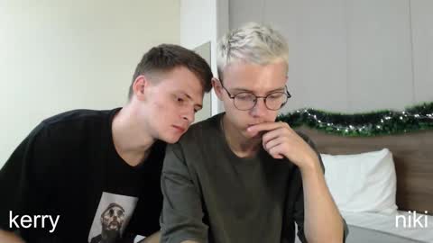 Snapshot of nikikerry_cum_ chatting on December 19, 2025, 1:29 pm nikikerry_cum_ online show from December 19, 2025, 1:29 pm