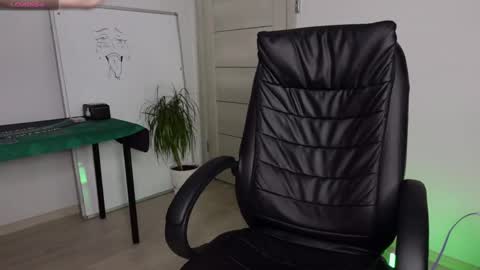 nikki online show from December 18, 2024, 12:18 pm