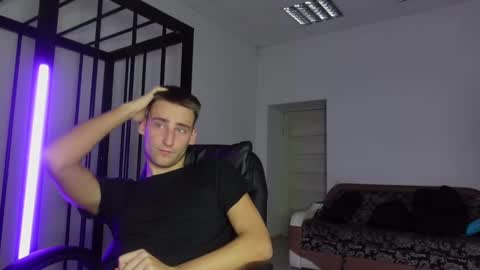 nikki online show from March 3, 2025, 3:09 pm