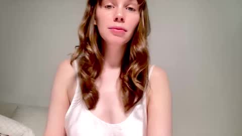 Nikki online show from November 2, 2025, 10:06 am