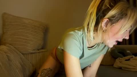 nicolette online show from January 3, 2025, 8:11 pm