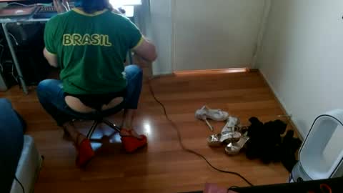 Snapshot of nikkigamer chatting on July 7, 2026, 10:14 pm nikkigamer online show from July 7, 2026, 10:14 pm