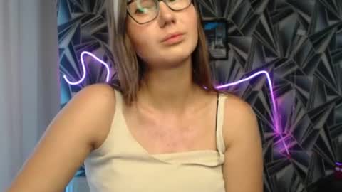 Snapshot of nikkikiss___ chatting on June 10, 2026, 1:50 am nikkikiss___ online show from June 10, 2026, 1:50 am