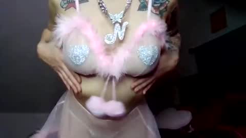 Nikki online show from December 5, 2025, 5:05 am