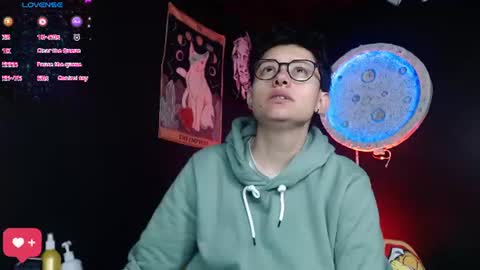 Nikky online show from June 10, 2026, 1:54 pm