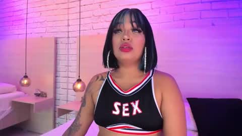 Nikky Dean online show from September 26, 2025, 4:16 am