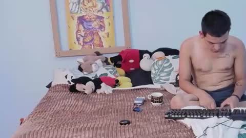 Snapshot of niko_roko chatting on June 25, 2026, 5:17 pm niko_roko online show from June 25, 2026, 5:17 pm