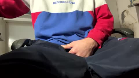 Snapshot of nikofatcock chatting on December 30, 2024, 4:08 pm Niko online show from December 30, 2024, 4:08 pm