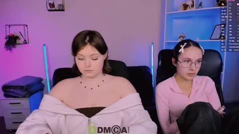 Little Niko  Help me reach my goals online show from November 16, 2025, 8:03 pm