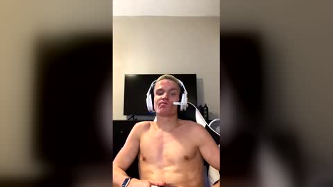 Snapshot of nikolai_russian_daddy chatting on June 1, 2026, 5:58 pm nikolai_russian_daddy online show from June 1, 2026, 5:58 pm