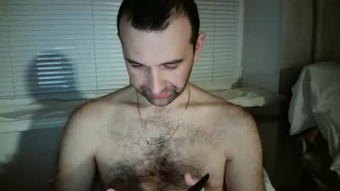 nikolas_vaz online show from December 16, 2024, 10:45 pm