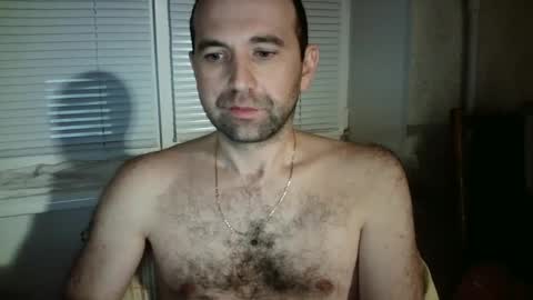 nikolas_vaz online show from February 1, 2025, 9:29 pm