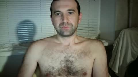 nikolas_vaz online show from October 23, 2025, 8:07 pm