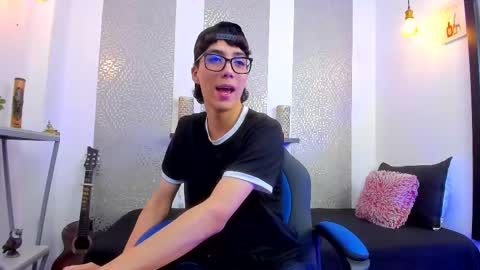    online show from March 2, 2025, 9:53 am