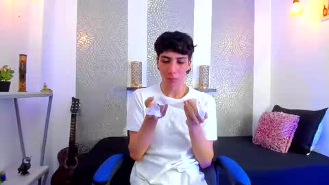    online show from March 4, 2025, 7:08 am