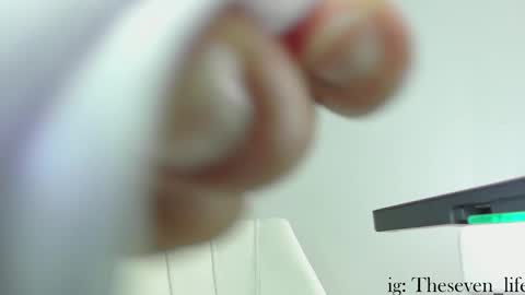 Niko online show from January 25, 2025, 4:23 am