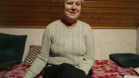 Nikole1 online show from February 6, 2025, 4:58 pm