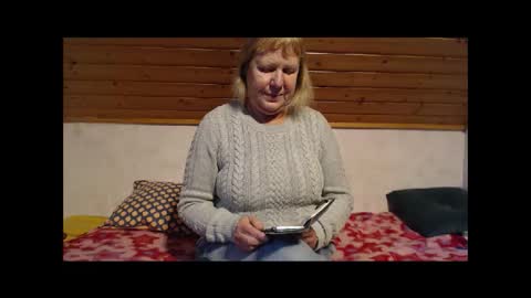 Nikole1 online show from December 15, 2025, 10:52 am