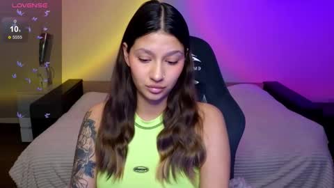 Niky online show from December 2, 2025, 5:13 am