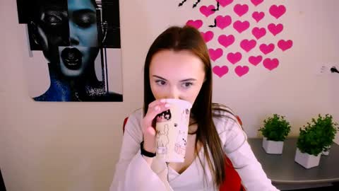 nikonara_ online show from December 3, 2024, 1:21 pm