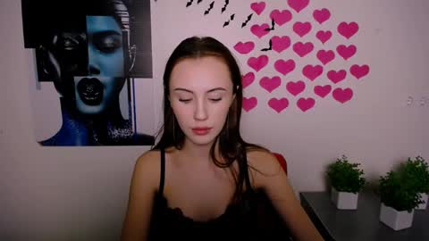 nikonara_ online show from January 10, 2025, 3:37 pm