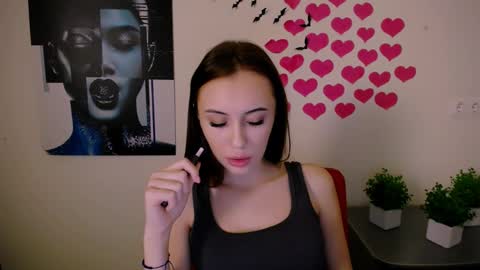 nikonara_ online show from January 17, 2025, 4:47 pm