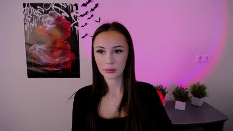 nikonara_ online show from February 8, 2025, 9:56 am