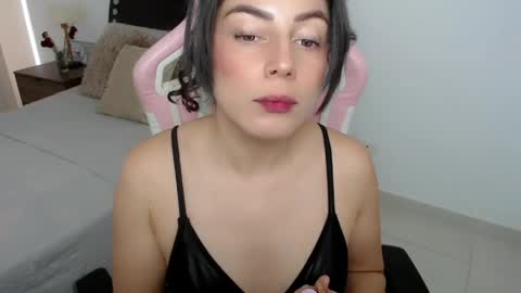 niky_blue online show from June 5, 2026, 12:44 pm