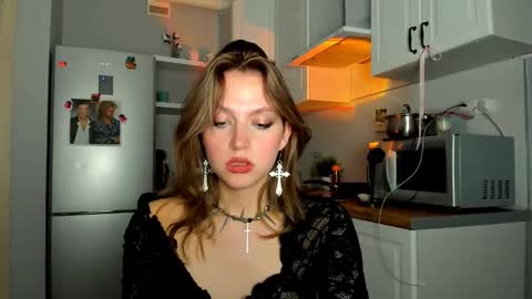 Veronica online show from February 10, 2025, 5:19 pm