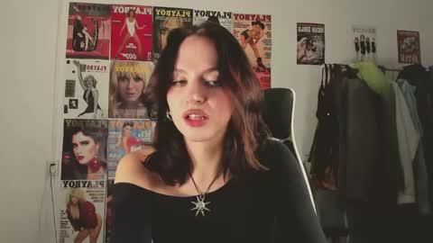 Veronica online show from March 1, 2026, 6:54 pm