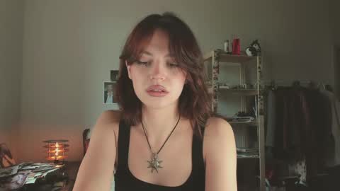 Snapshot of niky_jess chatting on May 20, 2026, 10:54 am Veronica online show from May 20, 2026, 10:54 am