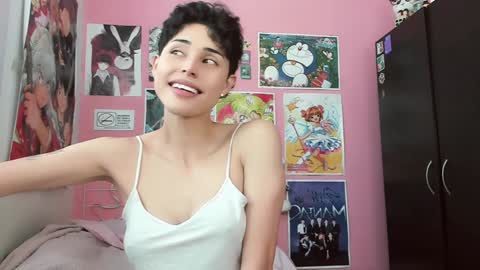 Snapshot of nikylaine chatting on December 11, 2024, 12:12 pm Nikylaine online show from December 11, 2024, 12:12 pm