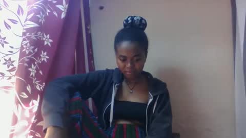 nilah online show from September 10, 2025, 11:32 am