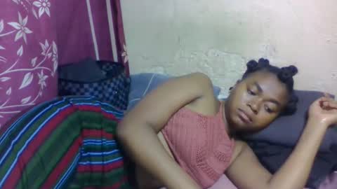 nilah online show from December 16, 2025, 4:28 am