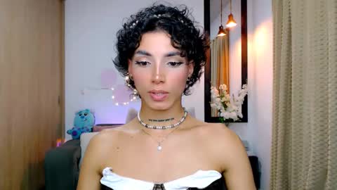 Snapshot of nilam217 chatting on March 6, 2025, 3:24 am Nilam online show from March 6, 2025, 3:24 am