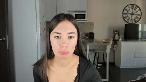 Bella online show from February 3, 2026, 11:48 am