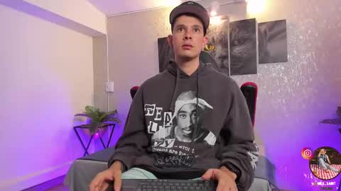 Snapshot of nils_saint chatting on October 20, 2025, 3:07 am Nils online show from October 20, 2025, 3:07 am