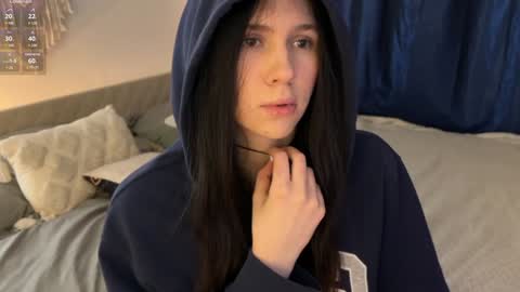 Jennet online show from February 4, 2025, 7:22 pm