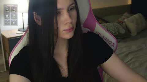 Jennet online show from February 20, 2025, 4:46 pm