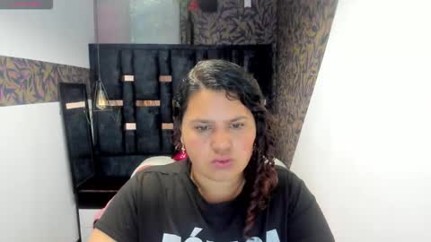 NINA SKY online show from November 10, 2025, 12:15 pm