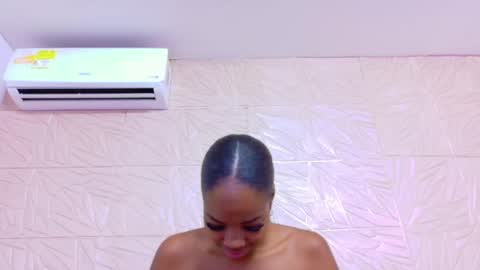 Snapshot of nina_bae_ chatting on April 18, 2026, 7:18 pm nina_bae_ online show from April 18, 2026, 7:18 pm