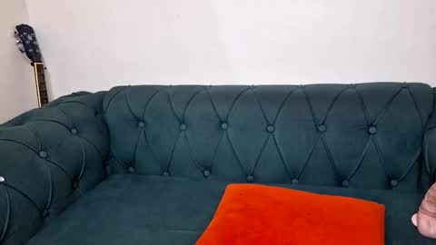 nina_bambi online show from April 15, 2026, 8:31 pm