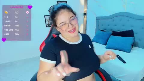 N I N A  online show from March 10, 2026, 5:34 am