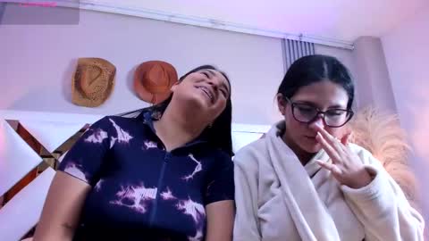 Nina online show from March 5, 2025, 3:40 am