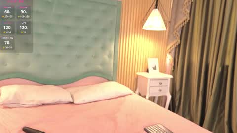 Snapshot of ninabravur chatting on June 16, 2026, 12:41 pm NINA BRAVU online show from June 16, 2026, 12:41 pm