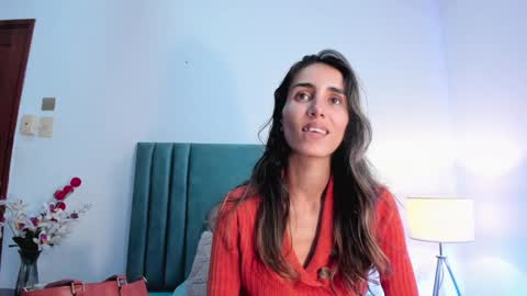 Nina online show from December 26, 2024, 6:22 pm