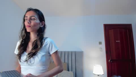 Nina online show from December 28, 2024, 12:04 am