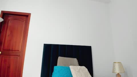 Nina online show from December 29, 2024, 2:10 pm